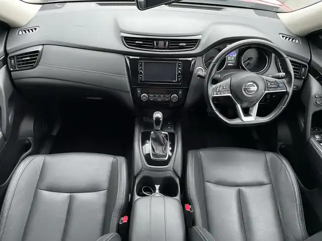 日産 エクストレイル 20Xi レザーED Vセレクション 千葉県 2020(令2)年 6.3万km ガーネットレッド 純正7インチナビ/(BT/フルセグTV/DVD/CD)/デジタルインナーミラー/プロパイロット/全周囲カメラ/電動リアゲート/衝突被害軽減システム/車線逸脱警報/レザーシート/横滑り防止装置/ETC/アイドリングストップ/LEDヘッドライト/フォグランプ/オートライト/ウィンカーミラー/電動格納ミラー/シートヒーター/プッシュスタート/スマートキー/フロアマット/ドアバイザー/取扱説明書/保証書