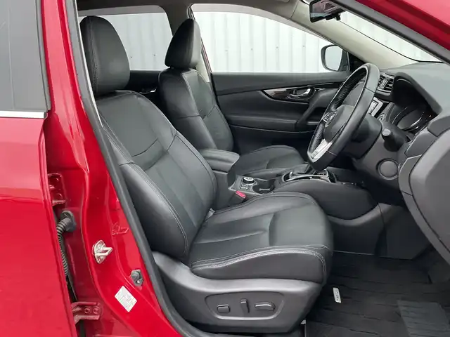 日産 エクストレイル 20Xi レザーED Vセレクション 千葉県 2020(令2)年 6.3万km ガーネットレッド 純正7インチナビ/(BT/フルセグTV/DVD/CD)/デジタルインナーミラー/プロパイロット/全周囲カメラ/電動リアゲート/衝突被害軽減システム/車線逸脱警報/レザーシート/横滑り防止装置/ETC/アイドリングストップ/LEDヘッドライト/フォグランプ/オートライト/ウィンカーミラー/電動格納ミラー/シートヒーター/プッシュスタート/スマートキー/フロアマット/ドアバイザー/取扱説明書/保証書