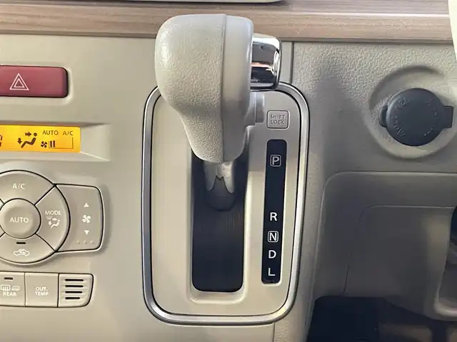 スズキ ラパン X 島根県 2017(平29)年 5.9万km フォーンベージュメタリック/ホワイト2トーンルーフ 登録時走行距離 58270Km/ワンオーナー/取扱説明書/保証書/社外ナビ(MDV-L504)/（Bluetooth/AM/FM/USB/SD)/フルセグTV/ウィンカーミラー/衝突軽減システム/横滑り防止装置/オートライト/シートヒーター（DN席）/スマートキー/スペアキー/純正フロアマット/禁煙車/純正アルミ１４インチ