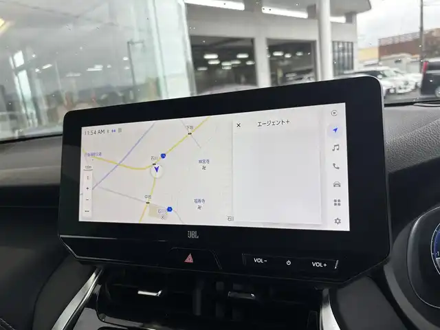 トヨタ ハリアー Z 京都府 2024(令6)年 1万km プラチナホワイトパールマイカ トヨタセーフティセンス/・プリクラッシュセーフティ/・レーダークルーズコントロール/・ロードサインアシスト/・ドライバー異常時対応システム/・レーントレーシングアシスト/・アダブティブハイビームアシスト/・カーブ速度抑制機能/・低速時加速抑制機能/純正12.3インチメモリーナビ、地デジ、Bluetooth/JBLサウンドシステム/USB端子/運転席パワーシート/ビルトイン2.0ETC/デジタルインナーミラー/パワーバックドア/LEDヘッドランプ/スペアキー