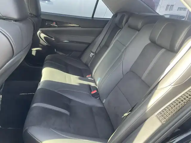 トヨタ クラウン ハイブリッド アスリートSJ-フロンティアLTD 大阪府 2018(平30)年 10.2万km プレシャスブラックパール 純正ナビ/-Bluetooth/フルセグTV/CD/DVD/FM/AM/衝突被害軽減ブレーキ/レーダークルーズコントロール/前後ドライブレコーダー/レーダー探知機/純正ビルトインETC/クリアランスソナー/モデリスタエアロ（リア・サイド）/前席パワーシート/レーンアシストキープ/スマートキー/プッシュスタート/-スペアキー×１