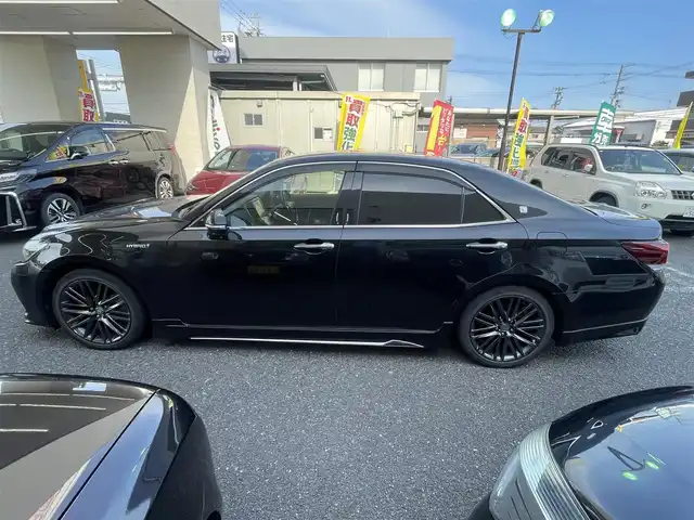 トヨタ クラウン ハイブリッド アスリートSJ-フロンティアLTD 大阪府 2018(平30)年 10.2万km プレシャスブラックパール 純正ナビ/-Bluetooth/フルセグTV/CD/DVD/FM/AM/衝突被害軽減ブレーキ/レーダークルーズコントロール/前後ドライブレコーダー/レーダー探知機/純正ビルトインETC/クリアランスソナー/モデリスタエアロ（リア・サイド）/前席パワーシート/レーンアシストキープ/スマートキー/プッシュスタート/-スペアキー×１