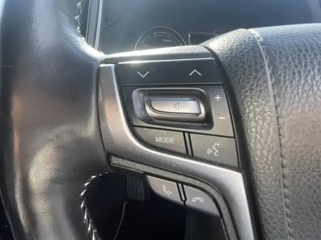 トヨタ クラウン ハイブリッド アスリートSJ-フロンティアLTD 大阪府 2018(平30)年 10.2万km プレシャスブラックパール 純正ナビ/-Bluetooth/フルセグTV/CD/DVD/FM/AM/衝突被害軽減ブレーキ/レーダークルーズコントロール/前後ドライブレコーダー/レーダー探知機/純正ビルトインETC/クリアランスソナー/モデリスタエアロ（リア・サイド）/前席パワーシート/レーンアシストキープ/スマートキー/プッシュスタート/-スペアキー×１