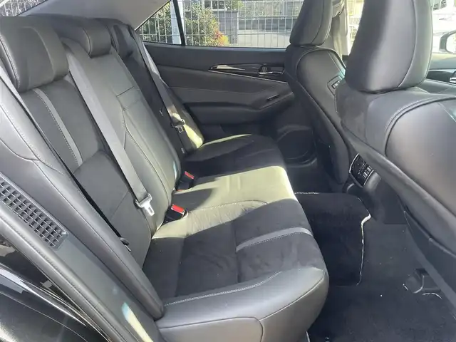 トヨタ クラウン ハイブリッド アスリートSJ-フロンティアLTD 大阪府 2018(平30)年 10.2万km プレシャスブラックパール 純正ナビ/-Bluetooth/フルセグTV/CD/DVD/FM/AM/衝突被害軽減ブレーキ/レーダークルーズコントロール/前後ドライブレコーダー/レーダー探知機/純正ビルトインETC/クリアランスソナー/モデリスタエアロ（リア・サイド）/前席パワーシート/レーンアシストキープ/スマートキー/プッシュスタート/-スペアキー×１