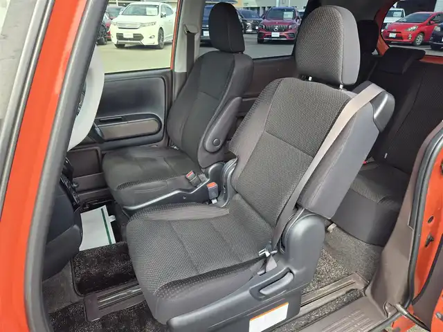 トヨタ ポルテ G 鹿児島県 2017(平29)年 6.6万km シトラスオレンジマイカメタリック モデリスタ純正アルミホイール（１５インチ）　/純正ＳＤナビ（ＮＳＣＤ－Ｗ６６）　/Ｂｌｕｅｔｏｏｔｈオーディオ　/フルセグテレビ　/Ｄ席シートヒーター　/トヨタセーフティセンスＣ　/レーンキープアシスト/横滑り防止装置/プリクラッシュセーフティ/オートマチックハイビーム/先行車発進告知機能/緊急ブレーキシグナル/プッシュスタート/スマートキー