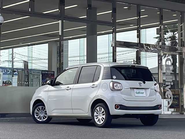 トヨタ パッソ モーダ　S 福島県 2017(平29)年 5.6万km パールホワイトⅢ 純正ナビ　バックカメラ　ビルトインＥＴＣ　衝突軽減ブレーキ　地デジＴＶ　スマートキー　ＬＥＤヘッドライト　純正フロアマット　アイドリングストップ　ステアリングスイッチ