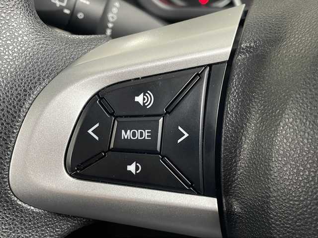 トヨタ パッソ モーダ　S 福島県 2017(平29)年 5.6万km パールホワイトⅢ 純正ナビ　バックカメラ　ビルトインＥＴＣ　衝突軽減ブレーキ　地デジＴＶ　スマートキー　ＬＥＤヘッドライト　純正フロアマット　アイドリングストップ　ステアリングスイッチ