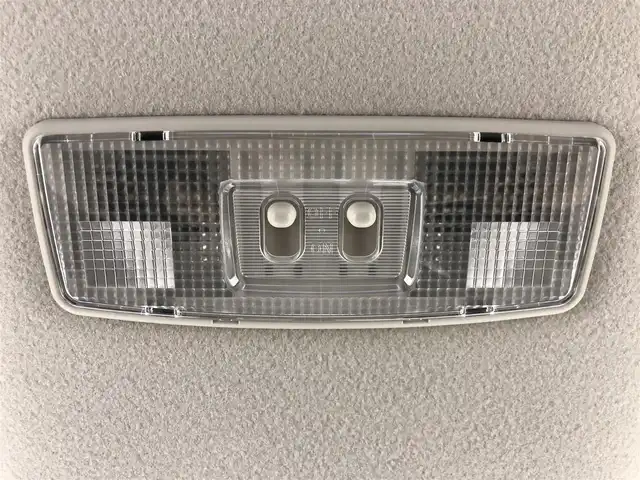 三菱 ｅＫスペース カスタムG セーフティパッケージ 愛知県 2017(平29)年 3.6万km シルキーホワイト 純正ナビ（ワンセグ／ＣＤ／ＤＶＤ）　/全方位カメラ　/衝突軽減ブレーキ　/パワースライドドア　/ＬＥＤライト　/オートライト　/フォグ　/1４インチアルミホイール　/スタッドレス積込　/スマートキー　/フロアマット