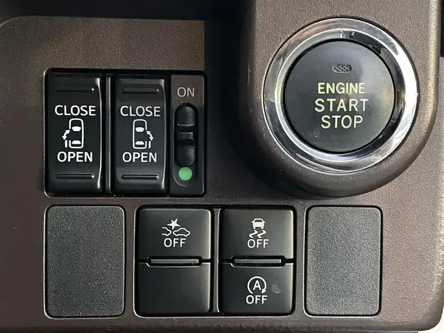 トヨタ ルーミー G S 愛知県 2017(平29)年 3.2万km パールホワイトⅢ /禁煙//純正ナビ/フルセグ/CD/DVD/MSV/BT//バックカメラ/ビルトインETC/ドラレコ//両側パワースライドドア//リアロールサンシェード//クルーズコントロール//スマアシ/対車衝突回避支援ブレーキ//対車・対歩衝突警報/前後誤発進抑制//車線逸脱警報/先行車発進告知//純正LEDオートライト//純正LEDフォグ//純正フロアマット/純正ドアバイザー//新車時保証書//取扱説明書//スペアスマートキー有