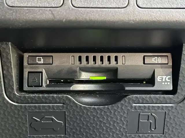 トヨタ ルーミー G S 愛知県 2017(平29)年 3.2万km パールホワイトⅢ /禁煙//純正ナビ/フルセグ/CD/DVD/MSV/BT//バックカメラ/ビルトインETC/ドラレコ//両側パワースライドドア//リアロールサンシェード//クルーズコントロール//スマアシ/対車衝突回避支援ブレーキ//対車・対歩衝突警報/前後誤発進抑制//車線逸脱警報/先行車発進告知//純正LEDオートライト//純正LEDフォグ//純正フロアマット/純正ドアバイザー//新車時保証書//取扱説明書//スペアスマートキー有