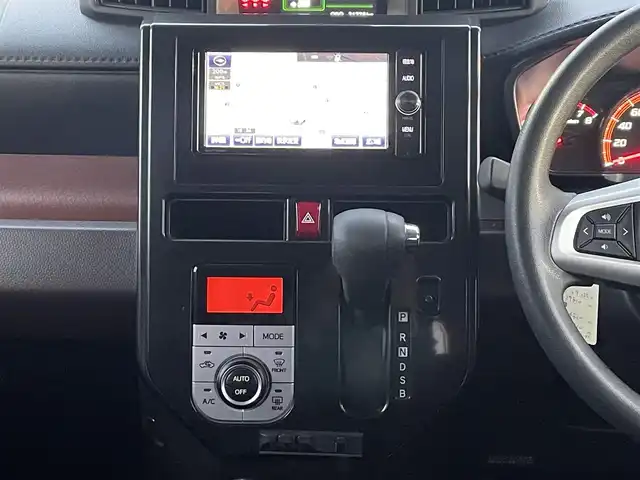 トヨタ ルーミー G S 愛知県 2017(平29)年 3.2万km パールホワイトⅢ /禁煙//純正ナビ/フルセグ/CD/DVD/MSV/BT//バックカメラ/ビルトインETC/ドラレコ//両側パワースライドドア//リアロールサンシェード//クルーズコントロール//スマアシ/対車衝突回避支援ブレーキ//対車・対歩衝突警報/前後誤発進抑制//車線逸脱警報/先行車発進告知//純正LEDオートライト//純正LEDフォグ//純正フロアマット/純正ドアバイザー//新車時保証書//取扱説明書//スペアスマートキー有