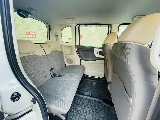 ホンダ Ｎ ＢＯＸ G L ホンダセンシング 岡山県 2019(令1)年 10.1万km プラチナホワイトパール (株)IDOMが運営する【じしゃロン岡山店】の自社ローン専用車両です。こちらは現金またはオートローンご利用時の価格です。 自社ローンご希望の方は別途その旨お申し付け下さい/＊純正ナビ（Gathers/ vxm-194vfi）/＊片側パワスラ/＊バックカメラ/＊プッシュST/＊前側ドラレコ(SDカードなし)/＊ホンダセンシング