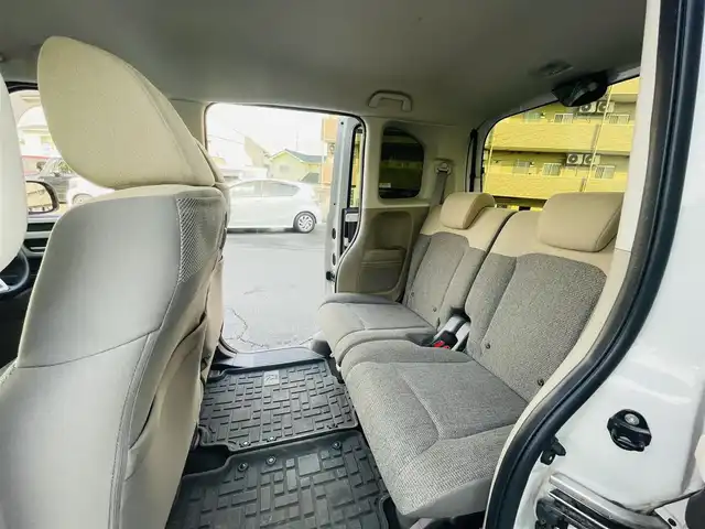 ホンダ Ｎ ＢＯＸ G L ホンダセンシング 岡山県 2019(令1)年 10.1万km プラチナホワイトパール (株)IDOMが運営する【じしゃロン岡山店】の自社ローン専用車両です。こちらは現金またはオートローンご利用時の価格です。 自社ローンご希望の方は別途その旨お申し付け下さい/＊純正ナビ（Gathers/ vxm-194vfi）/＊片側パワスラ/＊バックカメラ/＊プッシュST/＊前側ドラレコ(SDカードなし)/＊ホンダセンシング