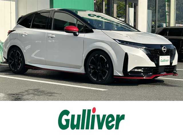 日産 オーラ ニスモ 京都府 2022(令4)年 2.8万km ピュアホワイトパール / スーパーブラック 2トーン ワンオーナー/純正HDDナビ/(フルセグTV/BT/AM/FM/Apple CarPlay/Android Auto)/ビルトインETC/オートクルーズコントロール/プロパイロット/nismo　エアロ　フルパーツ/nismo 純正フロアマット/純正ドライブレコーダー/GPSアンテナ内臓レーザー＆レーダー探知機/全方位カメラ/アイドリングストップ/デジタルインナーミラー/コーナーセンサー/置くだけ充電/ハンドルヒーター