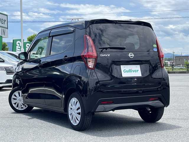 日産 デイズ S 奈良県 2020(令2)年 2.8万km ブラック 社外オーディオ(CD/AUX/USB/AM・FM)/ETC/インテリジェントエマージェンシーブレーキ/踏み間違い衝突防止アシスト/アイドリングストップ機能/サイドカーテンエアバッグ/ドアバイザー/社外フロアマット