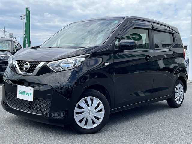日産 デイズ S 奈良県 2020(令2)年 2.8万km ブラック 社外オーディオ(CD/AUX/USB/AM・FM)/ETC/インテリジェントエマージェンシーブレーキ/踏み間違い衝突防止アシスト/アイドリングストップ機能/サイドカーテンエアバッグ/ドアバイザー/社外フロアマット