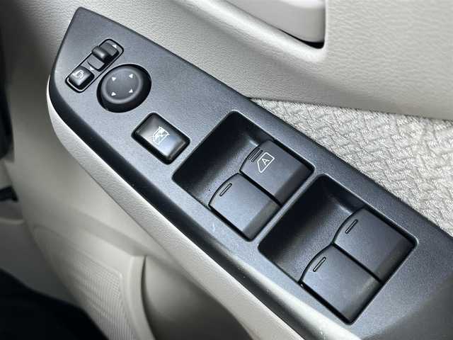 日産 デイズ S 奈良県 2020(令2)年 2.8万km ブラック 社外オーディオ(CD/AUX/USB/AM・FM)/ETC/インテリジェントエマージェンシーブレーキ/踏み間違い衝突防止アシスト/アイドリングストップ機能/サイドカーテンエアバッグ/ドアバイザー/社外フロアマット