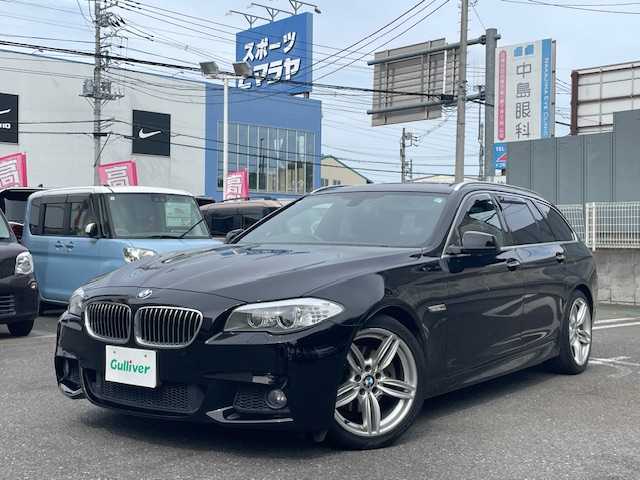 ＢＭＷ ５２８ｉ ツーリング Mスポーツ 埼玉県 2013(平25)年 2万km ジェットブラック 登録時走行距離19297km/車検R8年5月21日まで/ターボ/純正メーカーHDDナビゲーション/（CD/DVD/BT）/フルセグテレビ/バックカメラ/純正19インチアルミホイール/クルーズコントロール/LIMスイッチ/黒革シート/前席パワーシート /（シートメモリ付き）/シートヒーター/HIDヘッドライト/フォグランプ/ETC(ミラー一体型)/パドルシフト/クリアランスソナー /ステアリングリモコン/オートライト/電動格納ミラー/アイドリングストップ/ドアバイザー/プッシュスタート/スマートキー/新車保証書/取扱説明書