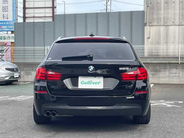 ＢＭＷ ５２８ｉ ツーリング Mスポーツ 埼玉県 2013(平25)年 2万km ジェットブラック 登録時走行距離19297km/車検R8年5月21日まで/ターボ/純正メーカーHDDナビゲーション/（CD/DVD/BT）/フルセグテレビ/バックカメラ/純正19インチアルミホイール/クルーズコントロール/LIMスイッチ/黒革シート/前席パワーシート /（シートメモリ付き）/シートヒーター/HIDヘッドライト/フォグランプ/ETC(ミラー一体型)/パドルシフト/クリアランスソナー /ステアリングリモコン/オートライト/電動格納ミラー/アイドリングストップ/ドアバイザー/プッシュスタート/スマートキー/新車保証書/取扱説明書