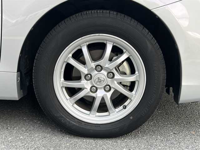 トヨタ プリウス α S 大阪府 2013(平25)年 7万km シルバーM 純正ナビ/フルセグテレビ/バックカメラ/ウィンカーミラー/プッシュスタート/ドアバイザー/ETC/パーキングセンサー/純正アルミホイール/オートエアコン