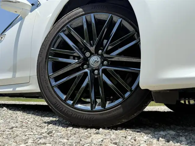 トヨタ クラウン アスリート G-T 兵庫県 2017(平29)年 11.3万km ホワイトパールクリスタルシャイン ワンオーナー/純正ナビ/フルセグTV（走行中視聴可）/Bモニター/純正ドラレコ/両前席パワーシート＆シートヒーター＆ベンチレーション/ブラインドスポットモニター/オートハイビーム/レーダークルコン/LEDヘッドライト/スマートキー2個/ETC/純正18インチAW/黒革シート/パーキングアシスト