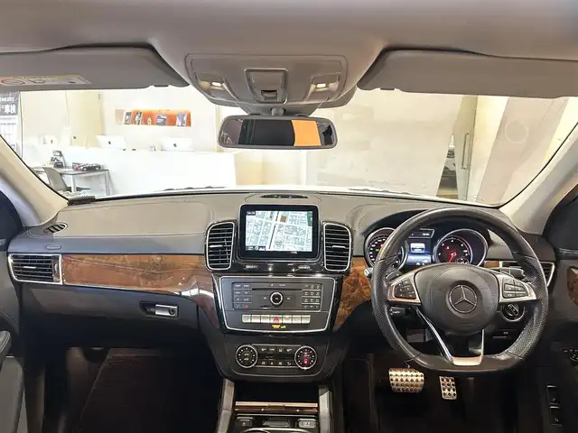 メルセデス・ベンツ ＧＬＳ３５０ｄ 4マチックスポーツ 道央・札幌 2016(平28)年 6.7万km ダイヤモンドホワイト ダイヤモンドホワイト/パノラミックスライディングルーフ/harman/kardonサラウンド/レーダーセーフティパッケージ/360°カメラ/本革シート/シートヒーター/フロント電動シート/純正HDDナビ/フルセグTV/CD/DVD/USB/SD/Bluetooth/パークトロニック/パーキングアシスト