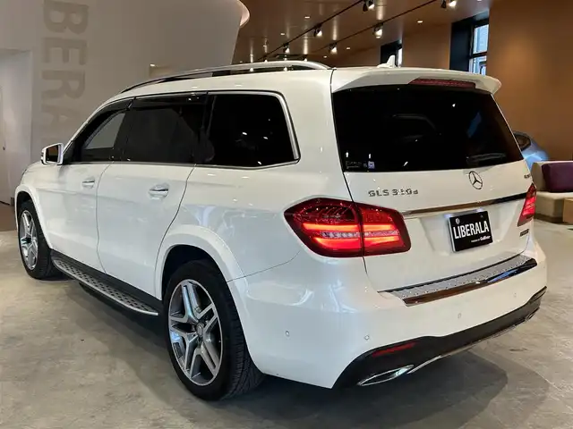 メルセデス・ベンツ ＧＬＳ３５０ｄ 4マチックスポーツ 道央・札幌 2016(平28)年 6.7万km ダイヤモンドホワイト ダイヤモンドホワイト/パノラミックスライディングルーフ/harman/kardonサラウンド/レーダーセーフティパッケージ/360°カメラ/本革シート/シートヒーター/フロント電動シート/純正HDDナビ/フルセグTV/CD/DVD/USB/SD/Bluetooth/パークトロニック/パーキングアシスト