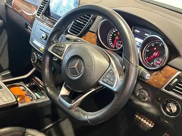 メルセデス・ベンツ ＧＬＳ３５０ｄ 4マチックスポーツ 道央・札幌 2016(平28)年 6.7万km ダイヤモンドホワイト ダイヤモンドホワイト/パノラミックスライディングルーフ/harman/kardonサラウンド/レーダーセーフティパッケージ/360°カメラ/本革シート/シートヒーター/フロント電動シート/純正HDDナビ/フルセグTV/CD/DVD/USB/SD/Bluetooth/パークトロニック/パーキングアシスト