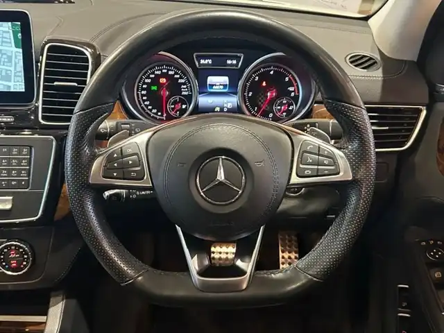 メルセデス・ベンツ ＧＬＳ３５０ｄ 4マチックスポーツ 道央・札幌 2016(平28)年 6.7万km ダイヤモンドホワイト ダイヤモンドホワイト/パノラミックスライディングルーフ/harman/kardonサラウンド/レーダーセーフティパッケージ/360°カメラ/本革シート/シートヒーター/フロント電動シート/純正HDDナビ/フルセグTV/CD/DVD/USB/SD/Bluetooth/パークトロニック/パーキングアシスト
