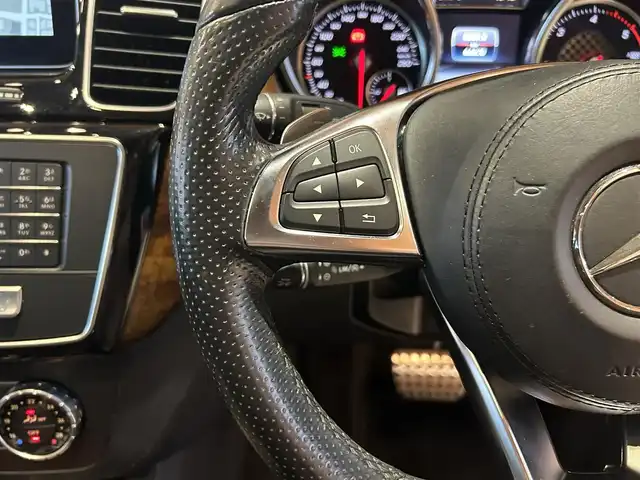 メルセデス・ベンツ ＧＬＳ３５０ｄ 4マチックスポーツ 道央・札幌 2016(平28)年 6.7万km ダイヤモンドホワイト ダイヤモンドホワイト/パノラミックスライディングルーフ/harman/kardonサラウンド/レーダーセーフティパッケージ/360°カメラ/本革シート/シートヒーター/フロント電動シート/純正HDDナビ/フルセグTV/CD/DVD/USB/SD/Bluetooth/パークトロニック/パーキングアシスト