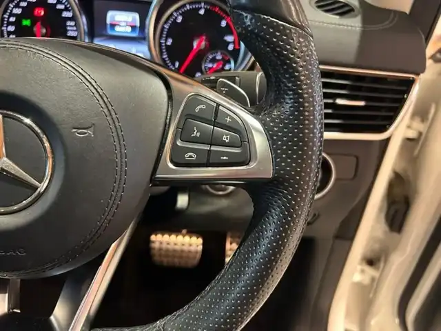 メルセデス・ベンツ ＧＬＳ３５０ｄ 4マチックスポーツ 道央・札幌 2016(平28)年 6.7万km ダイヤモンドホワイト ダイヤモンドホワイト/パノラミックスライディングルーフ/harman/kardonサラウンド/レーダーセーフティパッケージ/360°カメラ/本革シート/シートヒーター/フロント電動シート/純正HDDナビ/フルセグTV/CD/DVD/USB/SD/Bluetooth/パークトロニック/パーキングアシスト