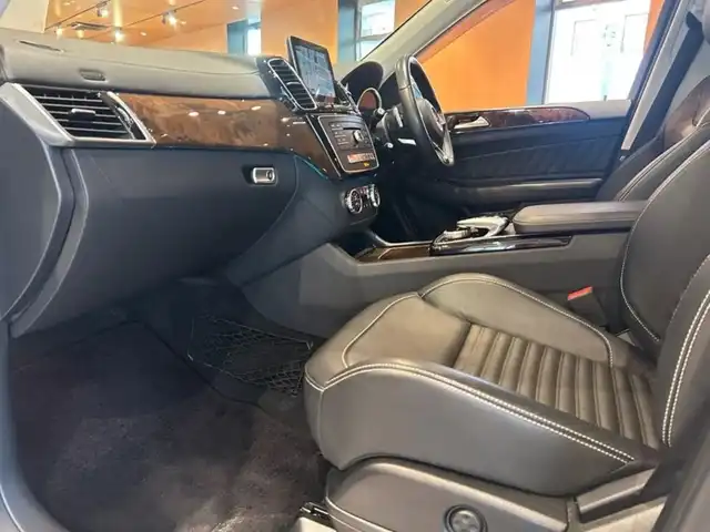 メルセデス・ベンツ ＧＬＳ３５０ｄ 4マチックスポーツ 道央・札幌 2016(平28)年 6.7万km ダイヤモンドホワイト ダイヤモンドホワイト/パノラミックスライディングルーフ/harman/kardonサラウンド/レーダーセーフティパッケージ/360°カメラ/本革シート/シートヒーター/フロント電動シート/純正HDDナビ/フルセグTV/CD/DVD/USB/SD/Bluetooth/パークトロニック/パーキングアシスト