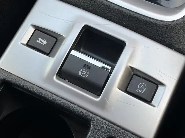 スバル レヴォーグ 1．6GT アイサイト 道南・函館 2016(平28)年 5.8万km クリスタルホワイトP 4WD/純正ナビ/フルセグTV/バックカメラ/衝突被害軽減ブレーキ/レーンキープアシスト/レーダークルーズコントロール/パワーシート/スマートキー/プッシュスタート/スペアキー１本/LEDヘッドライト/オートライト/ETC