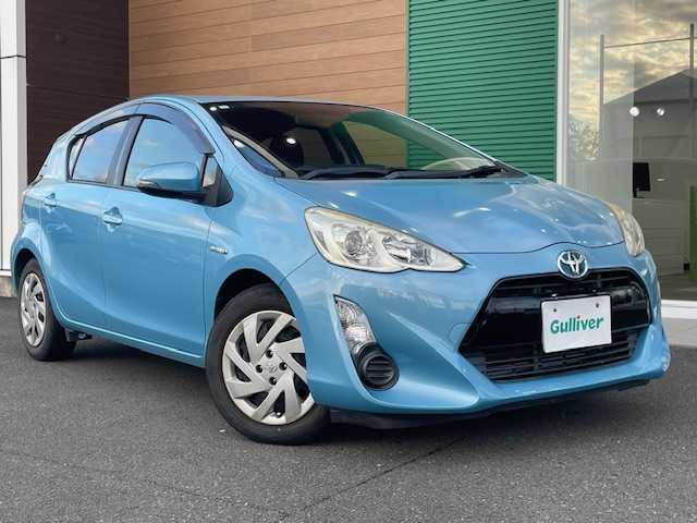 トヨタ アクア S 静岡県 2015(平27)年 10.6万km クールソーダメタリック ワンオーナー/ECOモード/EVモード/横滑り防止装置/ETC/ハイブリッド/Bluetooth/フルセグTV/純正フロアマット
