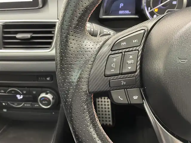 マツダ アクセラ スポーツ XD 兵庫県 2014(平26)年 8.9万km ソウルレッドプレミアムメタリック 純正ナビ/フルセグ CD DVD BT USB/サンルーフ/BOSEサウンド/バックカメラ/レーダークルーズコントロール/衝突軽減ブレーキ/BSM/ドライブレコーダー/HIDヘッドライト/オートライト/純正フロアマット/パワーシート/シートヒーター/スマートキー