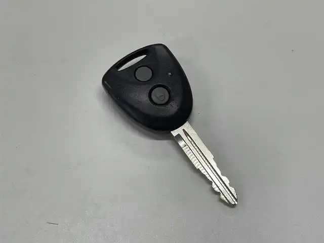 ダイハツ ムーヴ L 福岡県 2012(平24)年 7.5万km シャンパンゴールドメタリックⅡ ・ＥＴＣ　/・リモコンキー　/・電格ミラー　/・Ｗエアバック　/・ＩＳＯＦＩＸ　/・ヘッドライトレベライザー　/・エコアイドル　/・パワーステアリング　/・パワーウインドウ　/・ＣＤ再生　/・横開きバックドア　/・前席アームレスト　/・ベンチシート