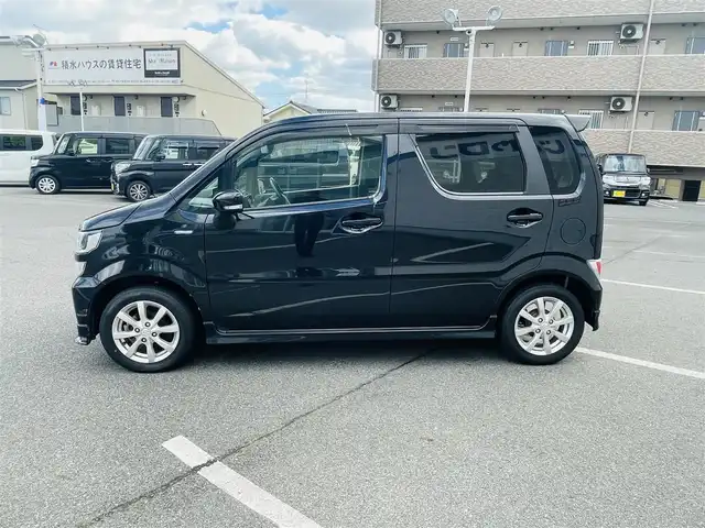 スズキ ワゴンＲ HYBRID FZ 岡山県 2017(平29)年 9.7万km ブルーイッシュブラックパール3 (株)IDOMが運営する【じしゃロン岡山店】の自社ローン専用車両になります。こちらは現金またはオートローンご利用時の価格です。自社ローンご希望の方は別途その旨お申付け下さい/スマートキー/プッシュスタート/社外7インチナビ/Bluetooth/バックカメラ/オートライト/純正14インチAW/純正フロアマット