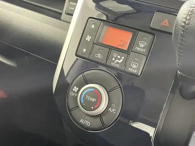 ダイハツ タント カスタム RS トップED SA Ⅲ 滋賀県 2018(平30)年 3.3万km パールホワイトⅢ 純正8型ナビ/（CD/DVD/BT/HDMI/フルセグ）/両側電動スライドドア/全方位カメラ/ETC/シートヒーター/ドライブレコーダー/衝突被害軽減ブレーキ/オートハイビーム/ハーフレザーシート/スペアキー/LEDヘッドライト/オートライト/ステアリングスイッチ