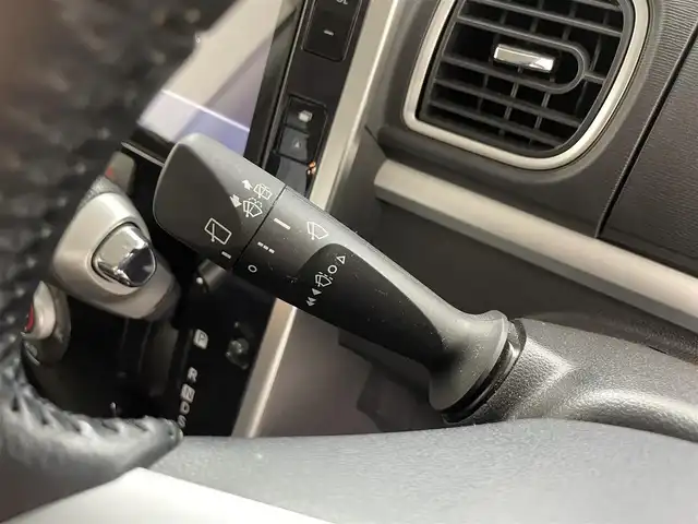 ダイハツ タント カスタム RS トップED SA Ⅲ 滋賀県 2018(平30)年 3.3万km パールホワイトⅢ 純正8型ナビ/（CD/DVD/BT/HDMI/フルセグ）/両側電動スライドドア/全方位カメラ/ETC/シートヒーター/ドライブレコーダー/衝突被害軽減ブレーキ/オートハイビーム/ハーフレザーシート/スペアキー/LEDヘッドライト/オートライト/ステアリングスイッチ