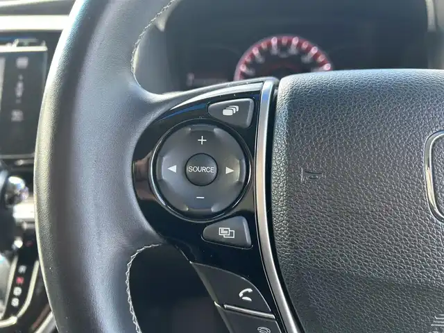 ホンダ オデッセイ アブソルート 愛媛県 2014(平26)年 6.3万km ホワイトオーキッドパール 純正ナビ/全周囲カメラ/両側パワースライドドア/純正フリップダウンモニター/HDMI入力端子/USB入力端子/パドルシフト/クルーズコントロール/LEDヘッドライト/オートライト/電格ミラー/ヒートミラー/ETC/アイドリングストップ/ドアバイザー/無限フロアマット/純正18インチAW(社外センターキャップ)/現状サマー(社外AW)(225/45/ZR18)/MINERVA RADIAL F205