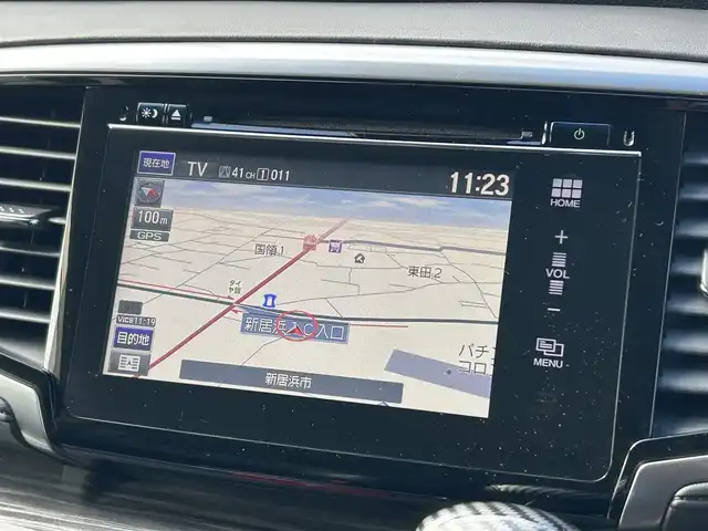 ホンダ オデッセイ アブソルート 愛媛県 2014(平26)年 6.3万km ホワイトオーキッドパール 純正ナビ/全周囲カメラ/両側パワースライドドア/純正フリップダウンモニター/HDMI入力端子/USB入力端子/パドルシフト/クルーズコントロール/LEDヘッドライト/オートライト/電格ミラー/ヒートミラー/ETC/アイドリングストップ/ドアバイザー/無限フロアマット/純正18インチAW(社外センターキャップ)/現状サマー(社外AW)(225/45/ZR18)/MINERVA RADIAL F205