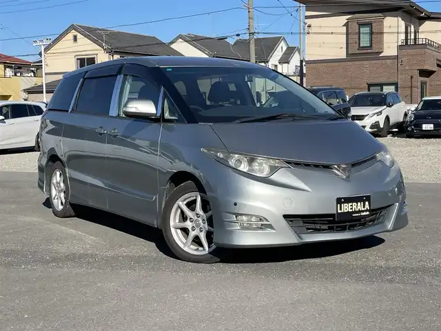 トヨタ エスティマ アエラス 埼玉県 2006(平18)年 17.4万km ミディアムシルバーメタリック 社外ナビTV（CN-RA03WD）/・DVD/CD/SD/フルセグ/ラジオ/社外後席フリップダウンモニター/リアビューカメラ/片側パワースライドドア/ウォークスルー/オートヘッドライト/ダブルエアコン/スマートキー/プッシュスタート/ダブルエアバッグ/アンチロックブレーキ/ETC車載器