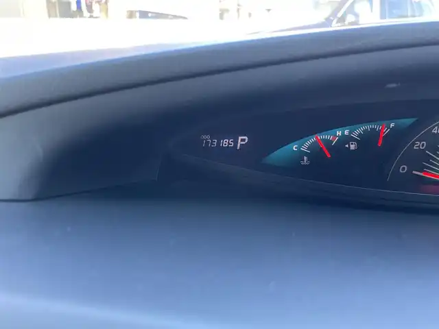 トヨタ エスティマ アエラス 埼玉県 2006(平18)年 17.4万km ミディアムシルバーメタリック 社外ナビTV（CN-RA03WD）/・DVD/CD/SD/フルセグ/ラジオ/社外後席フリップダウンモニター/リアビューカメラ/片側パワースライドドア/ウォークスルー/オートヘッドライト/ダブルエアコン/スマートキー/プッシュスタート/ダブルエアバッグ/アンチロックブレーキ/ETC車載器