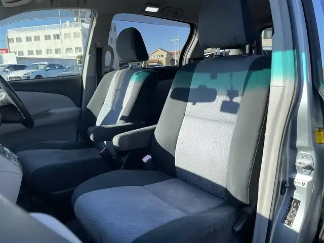 トヨタ エスティマ アエラス 埼玉県 2006(平18)年 17.4万km ミディアムシルバーメタリック 社外ナビTV（CN-RA03WD）/・DVD/CD/SD/フルセグ/ラジオ/社外後席フリップダウンモニター/リアビューカメラ/片側パワースライドドア/ウォークスルー/オートヘッドライト/ダブルエアコン/スマートキー/プッシュスタート/ダブルエアバッグ/アンチロックブレーキ/ETC車載器