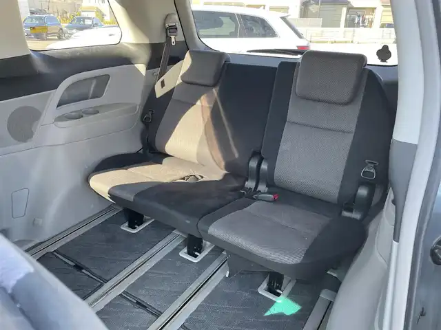 トヨタ エスティマ アエラス 埼玉県 2006(平18)年 17.4万km ミディアムシルバーメタリック 社外ナビTV（CN-RA03WD）/・DVD/CD/SD/フルセグ/ラジオ/社外後席フリップダウンモニター/リアビューカメラ/片側パワースライドドア/ウォークスルー/オートヘッドライト/ダブルエアコン/スマートキー/プッシュスタート/ダブルエアバッグ/アンチロックブレーキ/ETC車載器