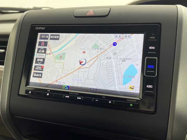 ホンダ フリード G 愛知県 2023(令5)年 2.5万km プラチナホワイトパール /禁煙車//純正ナビ//AM/FM/CD/DVD/ipod//SD/USB/BT/AUX/フルセグ//前席シートヒーター//両側パワースライドドア//ビルトインETC//バックカメラ//LEDオートライト/アクティブコーナリングライト//オートハイビーム//ホンダセンシング//CMBS//ACC//LKAS//アイドリングストップ//横滑り防止装置//プッシュスタート//純正フロアマット//純正ドアバイザー//サイドシェード//ISOFIX//ECON//スマートキー