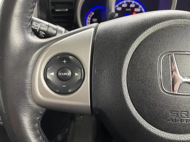 ホンダ Ｎ ＢＯＸ カスタム G ターボパッケージ 埼玉県 2013(平25)年 9.5万km タフタホワイトⅢ 純正7インチナビ/ フルセグTV Bluetooth CD DVD iPod/バックカメラ/両側パワースライドドア/クルーズコントロール/パドルシフト/ETC/純正フロアマット/純正15インチアルミホイール/オートライト/スマートキー/プッシュスタート/電動格納ミラー