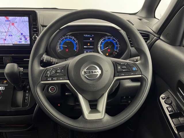 日産 ルークス HWS X プロパイロットED 栃木県 2020(令2)年 4.3万km スパークリングレッド/ブラック 純正ナビ/（BT/CD/DVD/フルセグ/AM/FM）/全方位カメラ/両側パワースライドドア/衝突軽減システム/車線逸脱抑制機能/レーダークルーズコントロール/先行車発進お知らせ/標識認識機能/横滑り防止/ビルトインETC/ドライブレコーダー/純正フロアマット/社外アルミホイール/電動格納ミラー/ISOFIX/プッシュスタート/スマートキー