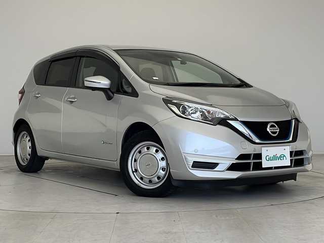 日産 ノート e－パワー X Vセレクション 愛知県 2020(令2)年 3.4万km ブリリアントシルバー 衝突軽減システム/純正ナビ/全方位カメラ/フルセグ/ＣＤ/Bluetooth/バックカメラ/コーナーセンサー/LEDヘッドライト/オートライト/インテリジェントミラー/ドライブレコーダー/ETC/ステアリングスイッチ/スマートキー/プッシュスタート