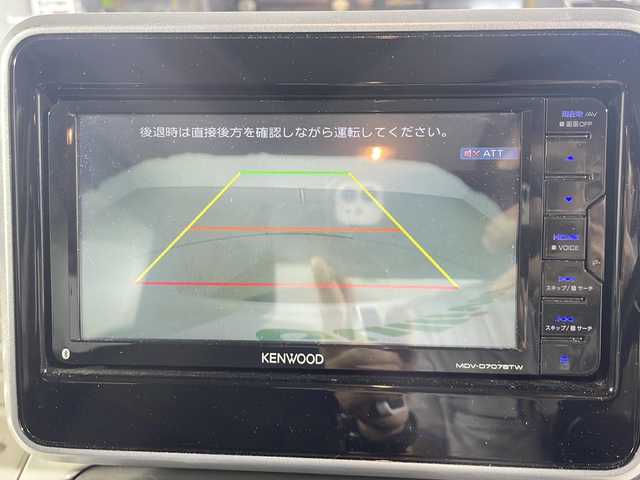 マツダ フレアワゴン ハイブリッド XS 沖縄県 2020(令2)年 2.2万km ピュアホワイトP 【県外仕入】/・両側パワースライドドア/・社外SDナビ/・CD/DVD/SD/BT/フルセグ/・バックカメラ/・ETC/・前後ドライブレコーダー/・衝突被害軽減システム/・レーンキープアシスト/・コーナーセンサー/・横滑り防止装置/・アイドリングストップ/・運転席シートヒーター/・LEDヘッドライト/・オートライト/・純正フロアマット/・プッシュスタート/・スマートキー/・保証書